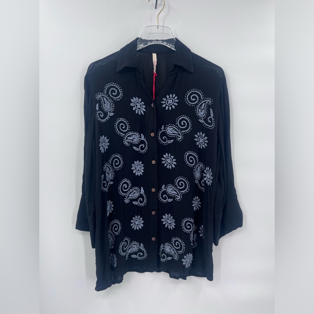 Raga black long sleeve top with‎ white embroidery size small